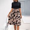 Printed AB Stitching Short Sleeve Lace-up A- Line Skirt - 图片 6